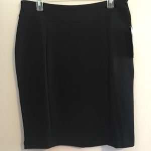 Betabrand black skort